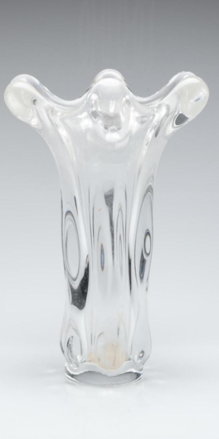 Clear wavy glass